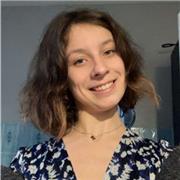 Aide au français pour les primaire  qui apprenne à lire ou a écrire.